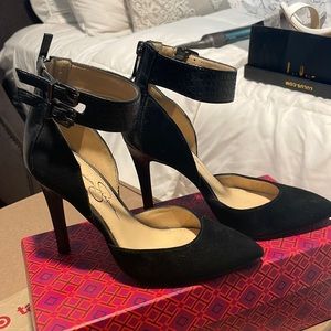 Jessica Simpson black heels
